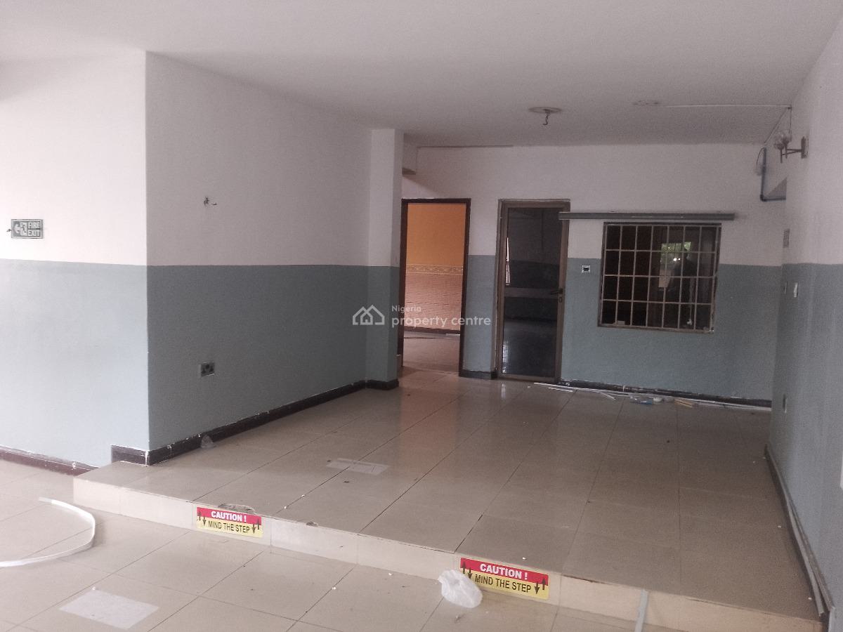 Office Building 6 Bedroom  Semi-detahched  Room Bq, Gra Ikeja Lagos, Ikeja, Lagos, House for Rent