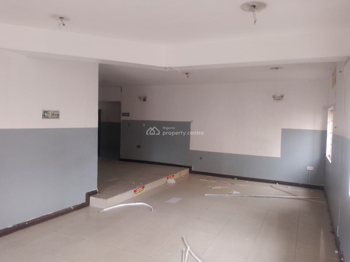 Office Building 6 Bedroom  Semi-detahched  Room Bq, Gra Ikeja Lagos, Ikeja, Lagos, House for Rent