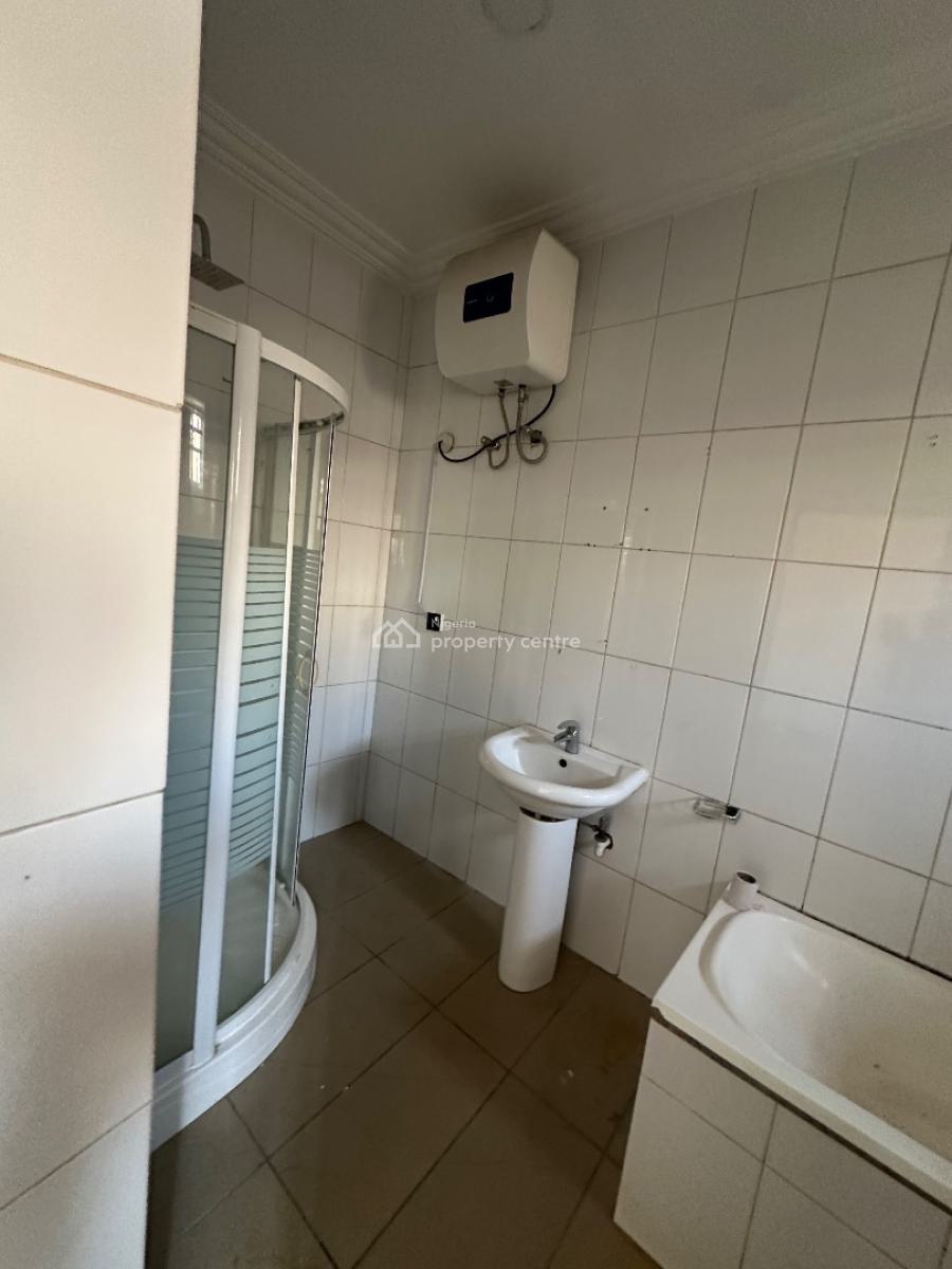 Beautiful Spacious 2 Bedroom Bungalow, Suncity, Galadimawa, Abuja, Detached Bungalow for Rent