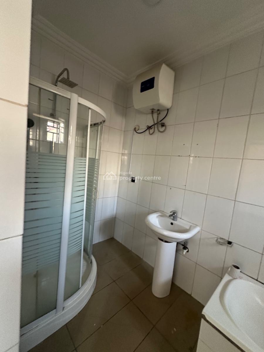 Beautiful Spacious 2 Bedroom Bungalow, Suncity, Galadimawa, Abuja, Detached Bungalow for Rent