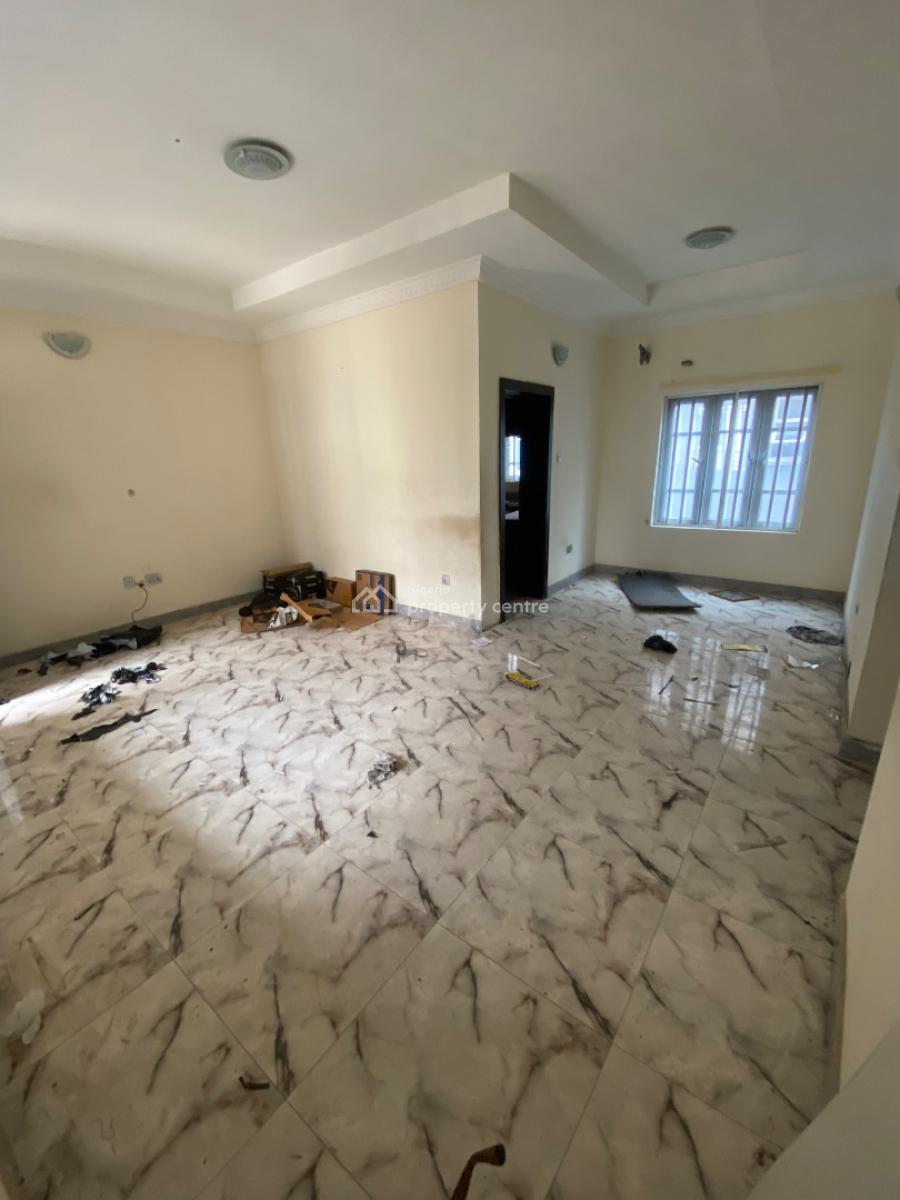2 Bed Room Apartment (close to The Road, Alashela, Ogombo, Ajah, Lagos, Flat / Apartment for Rent