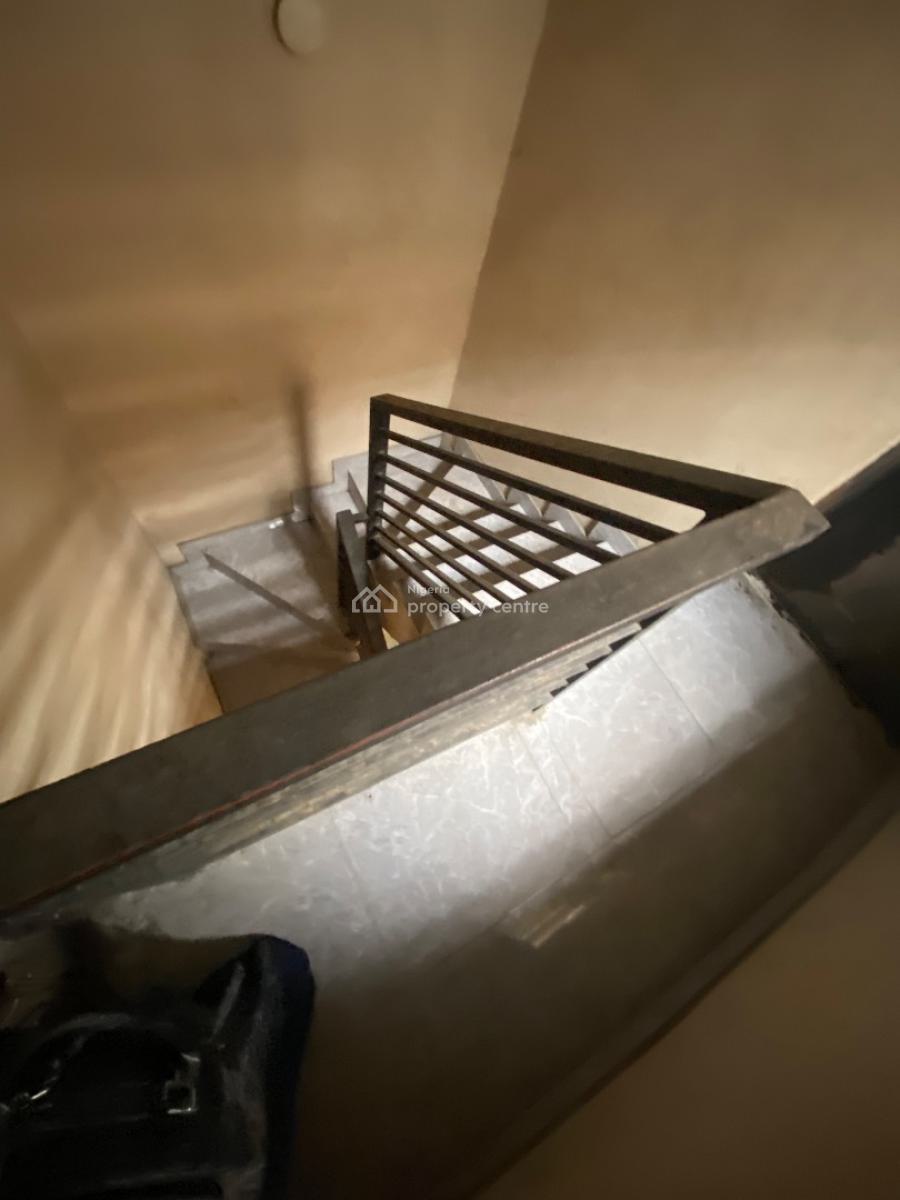 2 Bed Room Apartment (close to The Road, Alashela, Ogombo, Ajah, Lagos, Flat / Apartment for Rent