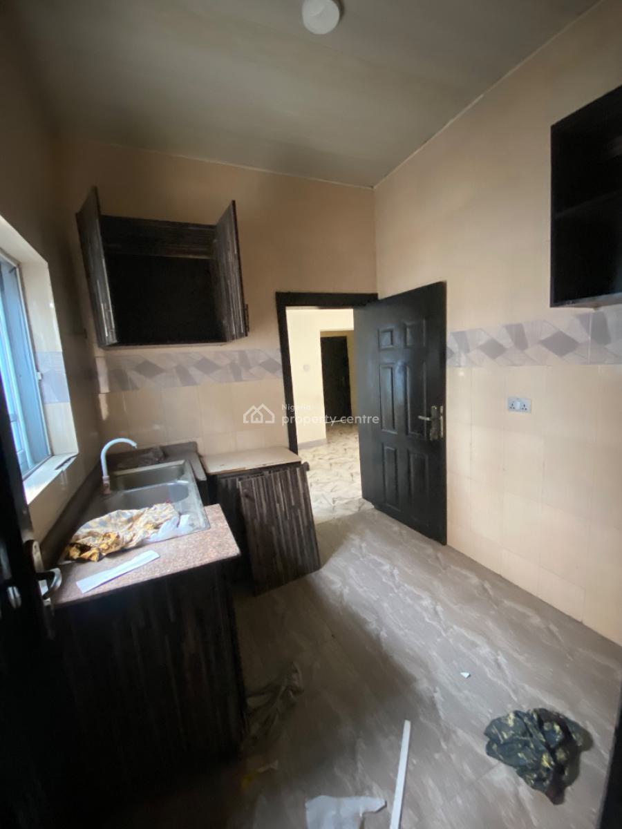 2 Bed Room Apartment (close to The Road, Alashela, Ogombo, Ajah, Lagos, Flat / Apartment for Rent