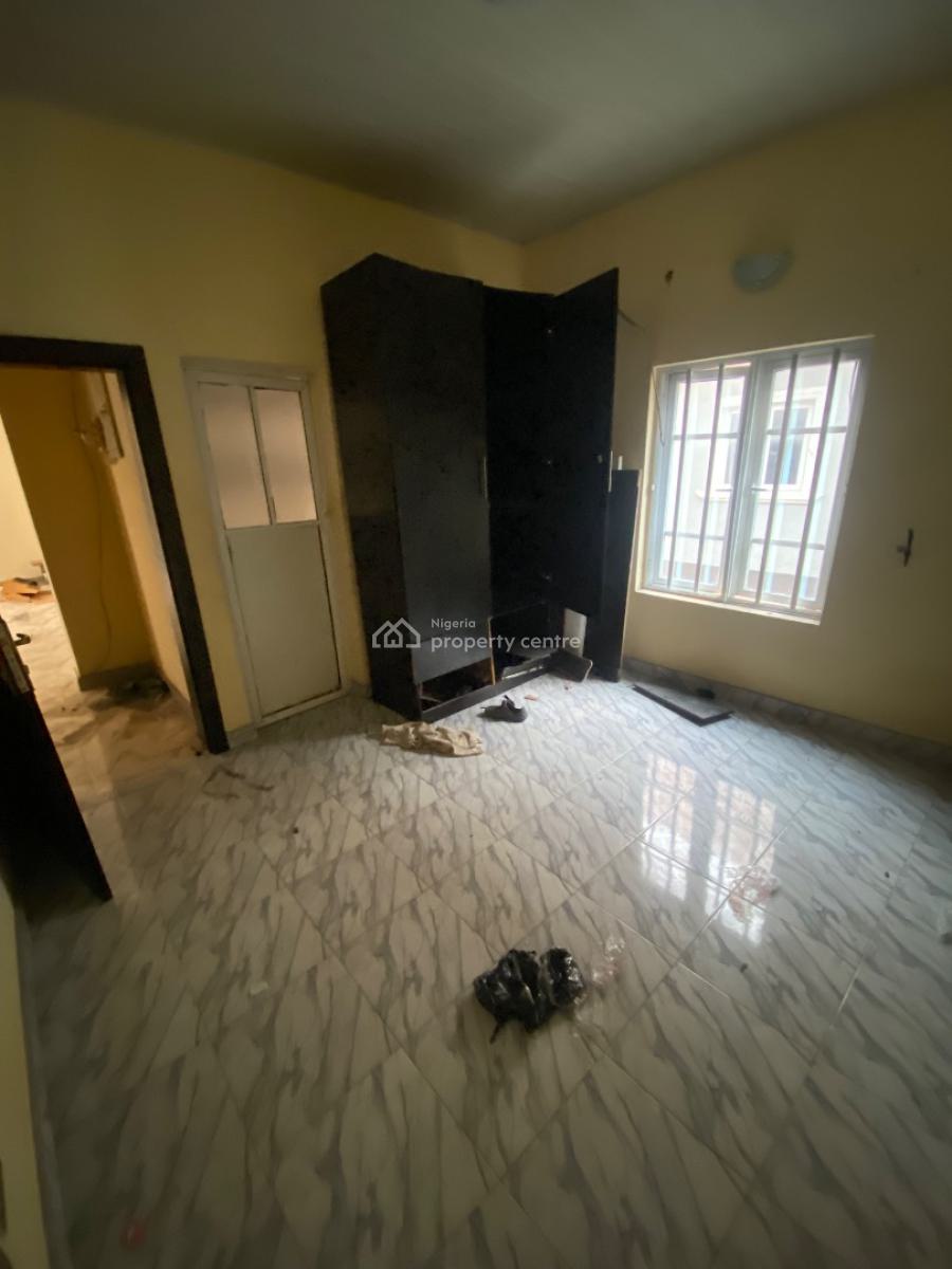 2 Bed Room Apartment (close to The Road, Alashela, Ogombo, Ajah, Lagos, Flat / Apartment for Rent