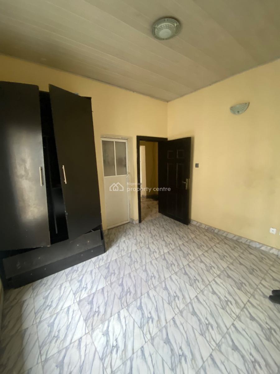 2 Bed Room Apartment (close to The Road, Alashela, Ogombo, Ajah, Lagos, Flat / Apartment for Rent