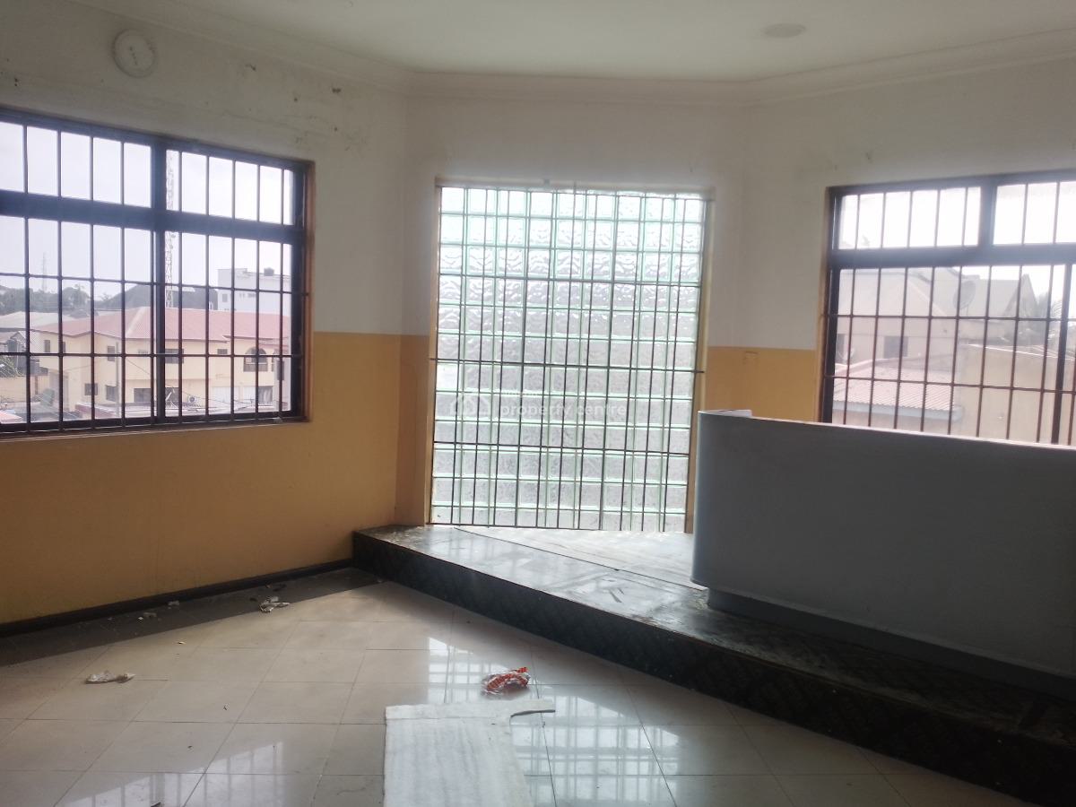 7 Bedroom Semi-detached Duplex with 2 Rooms Bq, Gra Ikeja, Ikeja, Lagos, Semi-detached Duplex for Rent