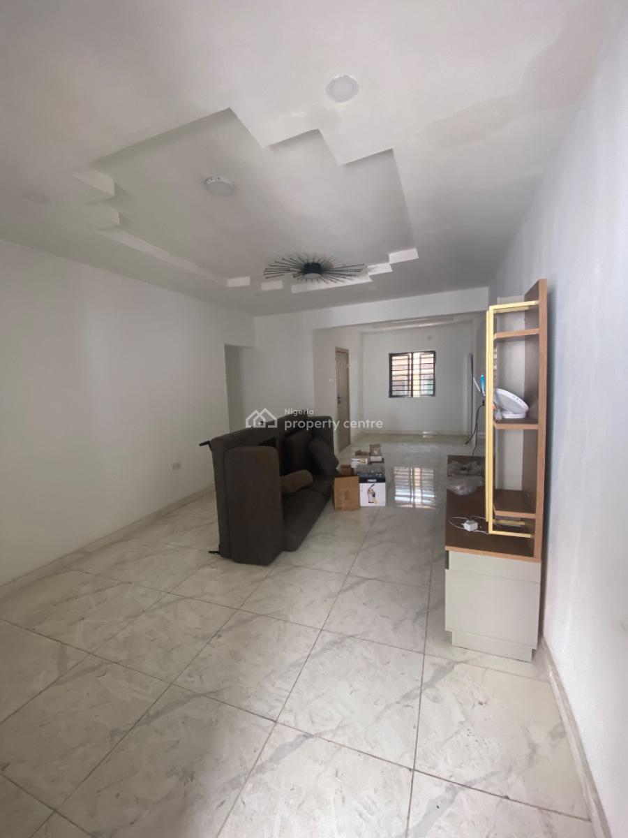 Spacious 3bedroom Apartment, Ilasan, Lekki, Lagos, Flat / Apartment for Rent