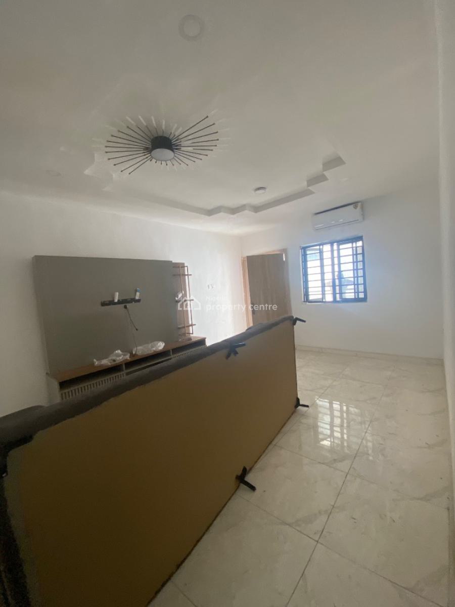 Spacious 3bedroom Apartment, Ilasan, Lekki, Lagos, Flat / Apartment for Rent