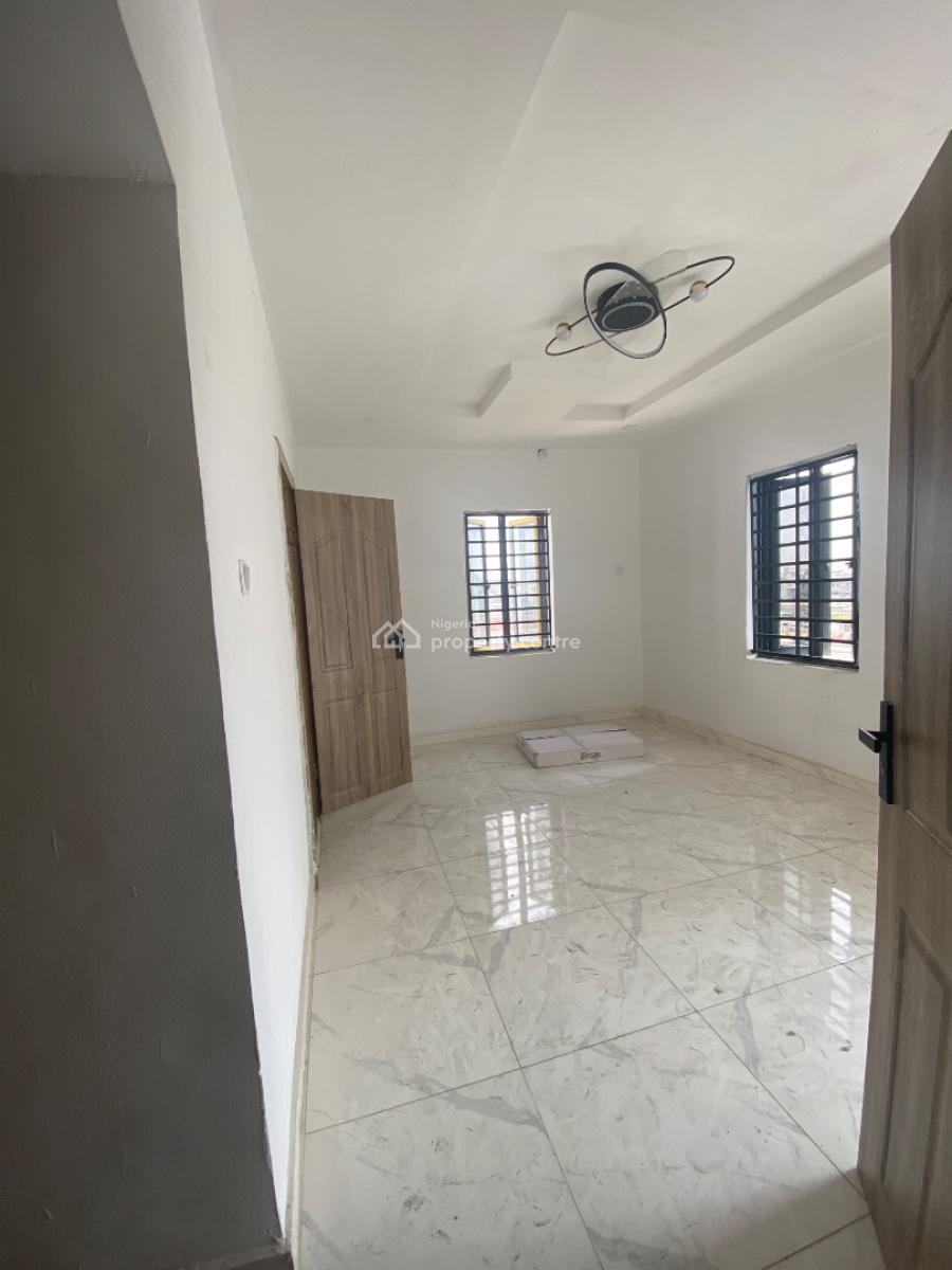Spacious 3bedroom Apartment, Ilasan, Lekki, Lagos, Flat / Apartment for Rent