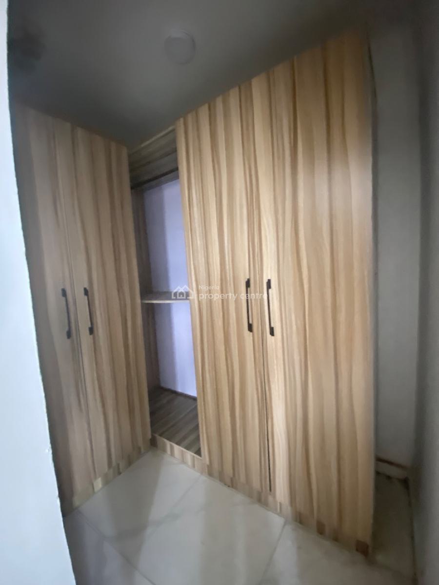 Spacious 3bedroom Apartment, Ilasan, Lekki, Lagos, Flat / Apartment for Rent