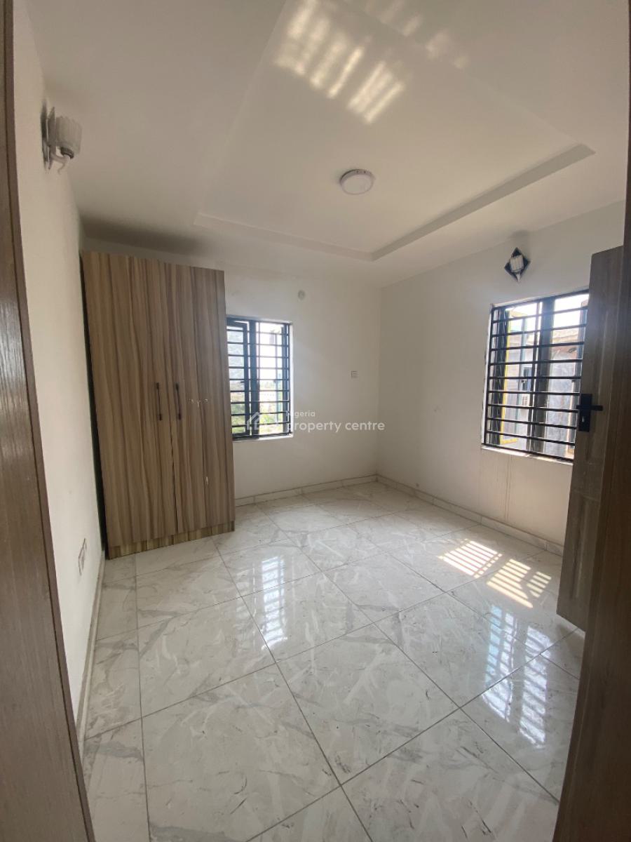 Spacious 3bedroom Apartment, Ilasan, Lekki, Lagos, Flat / Apartment for Rent