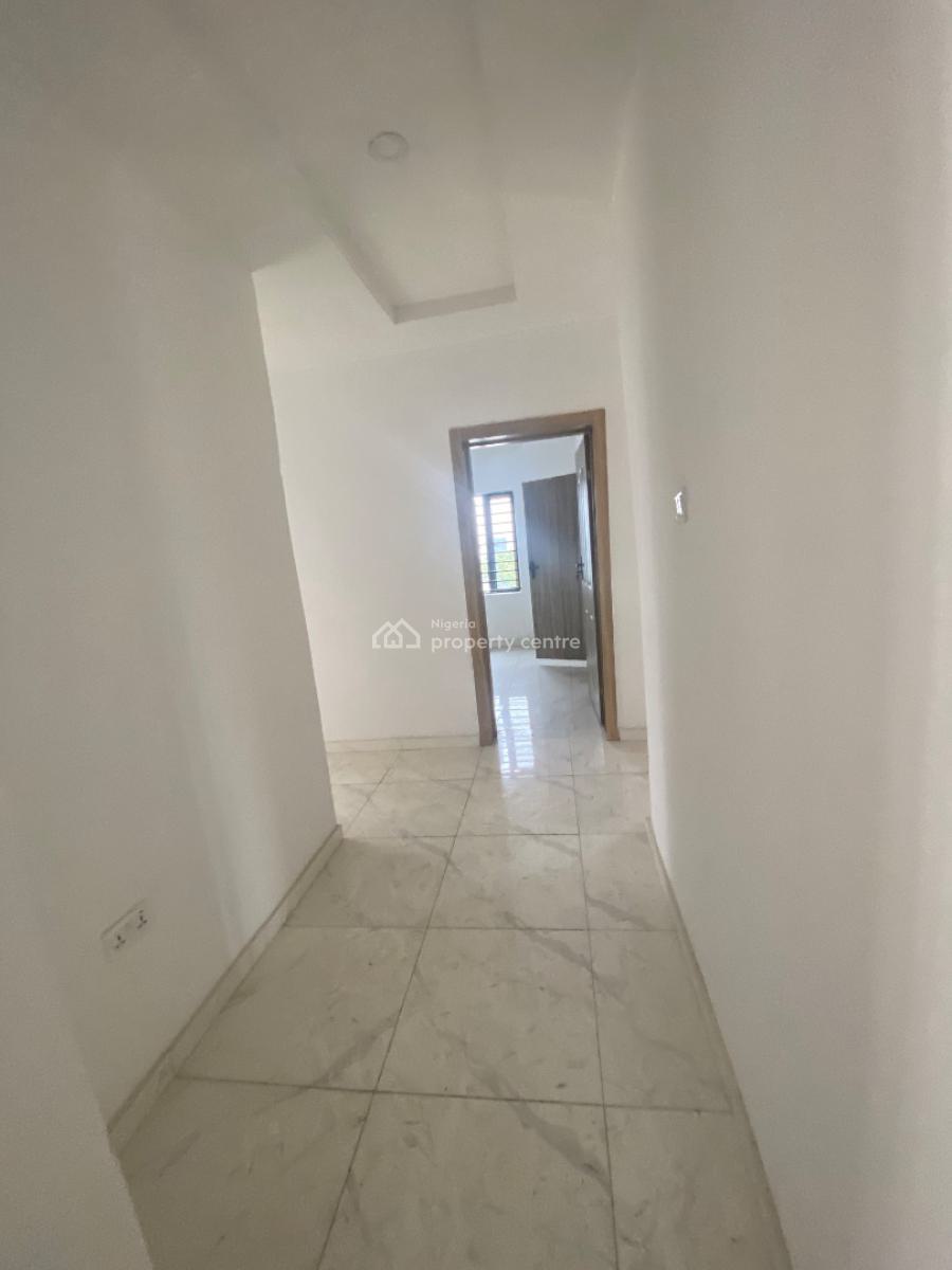 Spacious 3bedroom Apartment, Ilasan, Lekki, Lagos, Flat / Apartment for Rent