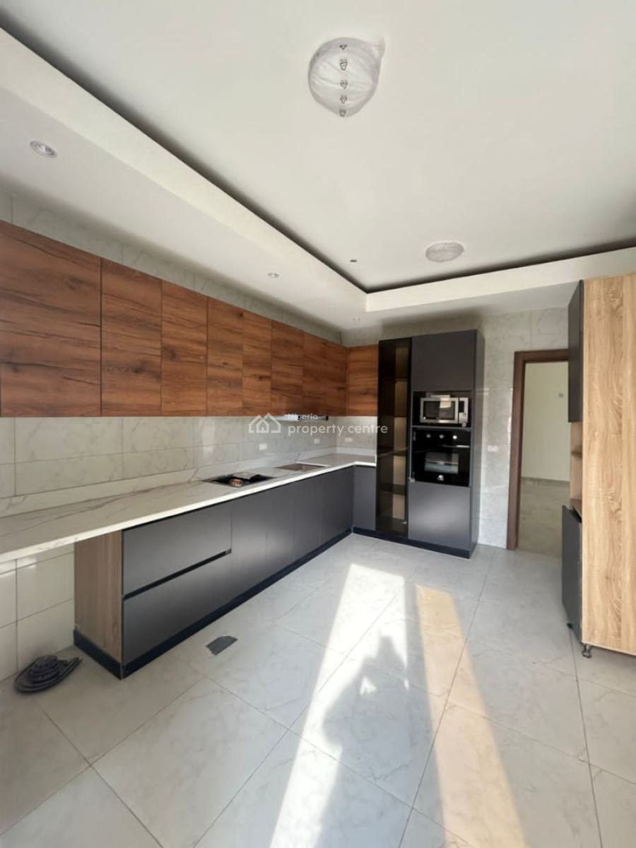 Clean 3bedroom Flat with Bq, Gym, Swimming Pool, Victoria Island (vi), Lagos, Flat / Apartment for Rent