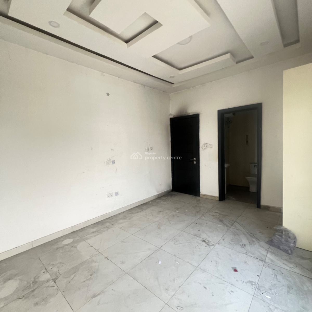 3 Bed&bq  5.5 Million, Ajah, Lagos, Semi-detached Duplex for Rent