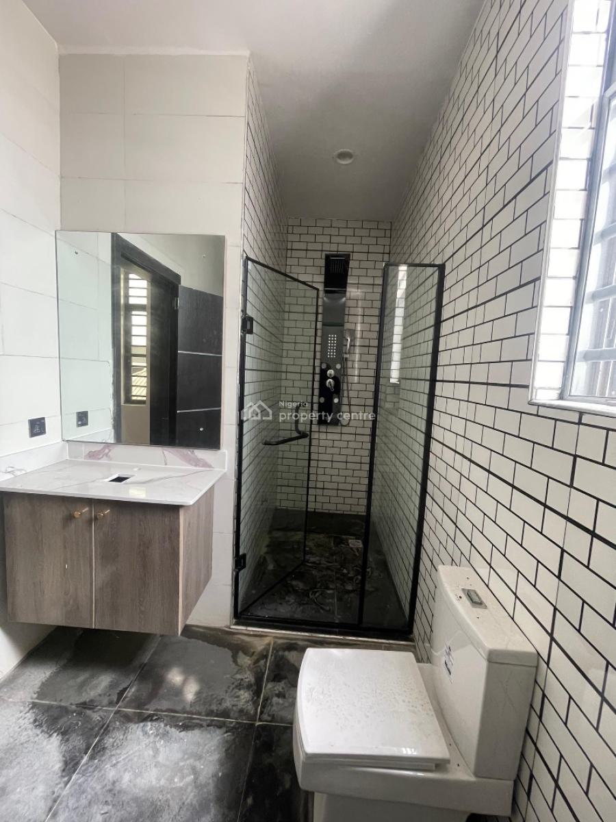 Standard 4 Bedroom Terrace Duplex with Bq, Osapa, Lekki, Lagos, Terraced Duplex for Sale