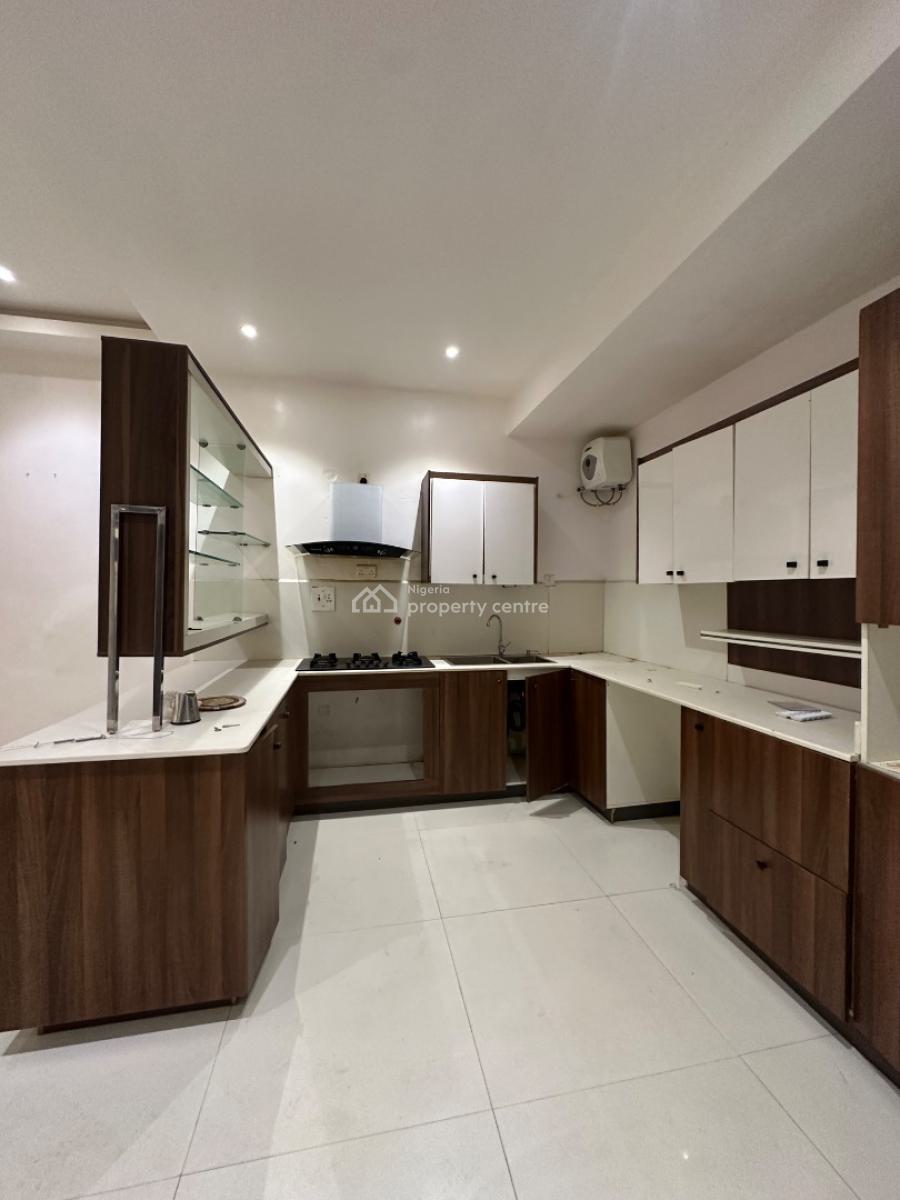 Prim & Polished 3 Bedroom Terrace Duplex with Massive Balcony, Lekki Phase 1, Lekki, Lagos, House for Rent