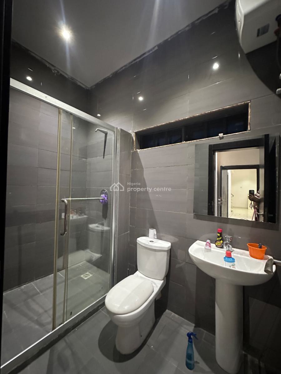 Prim & Polished 3 Bedroom Terrace Duplex with Massive Balcony, Lekki Phase 1, Lekki, Lagos, House for Rent