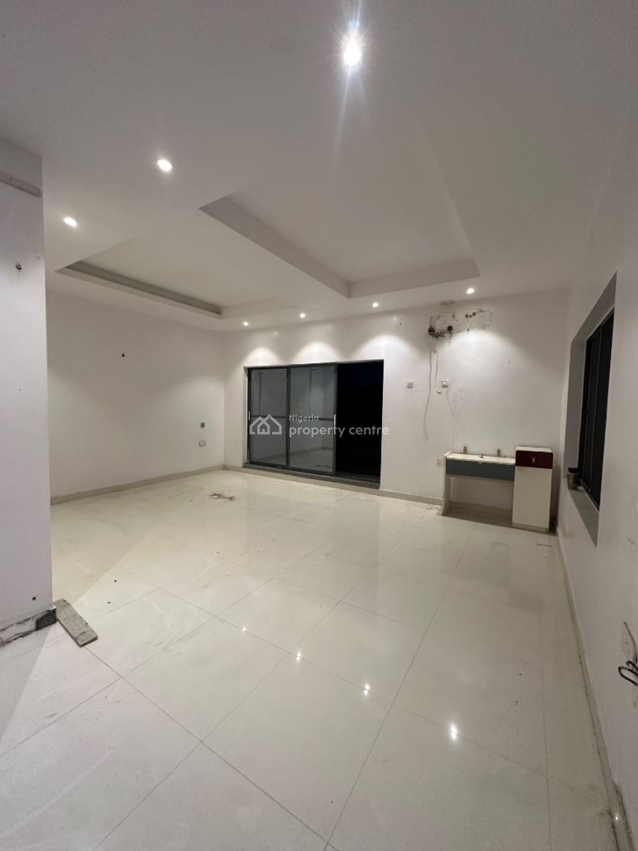 Prim & Polished 3 Bedroom Terrace Duplex with Massive Balcony, Lekki Phase 1, Lekki, Lagos, House for Rent