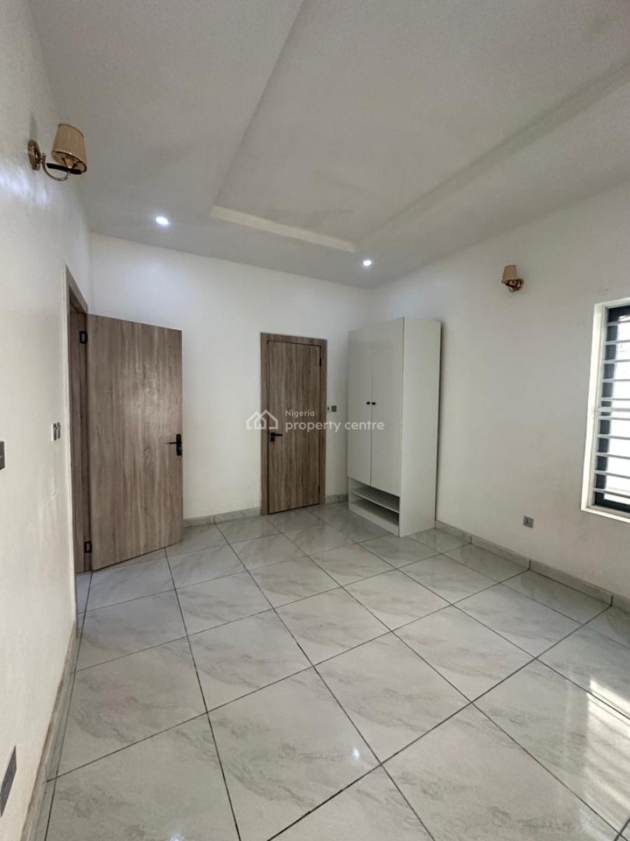 Luxury 2 Bedroom Flat, Orchid Road, Lekki, Lagos, Flat / Apartment for Sale