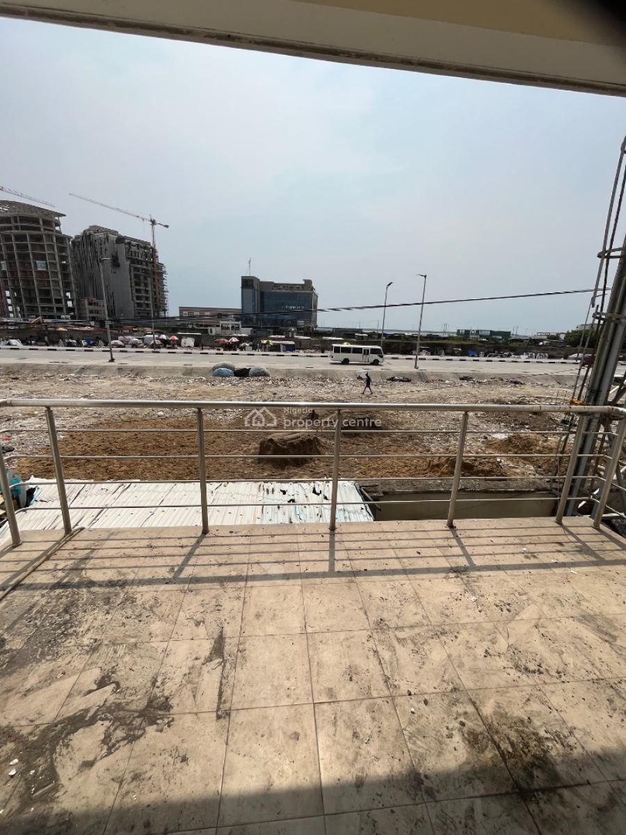 3 Bedroom Apartment in Secured and Serene Estate, Lekki Right, Lekki Phase 1, Lekki, Lagos, Flat / Apartment for Rent