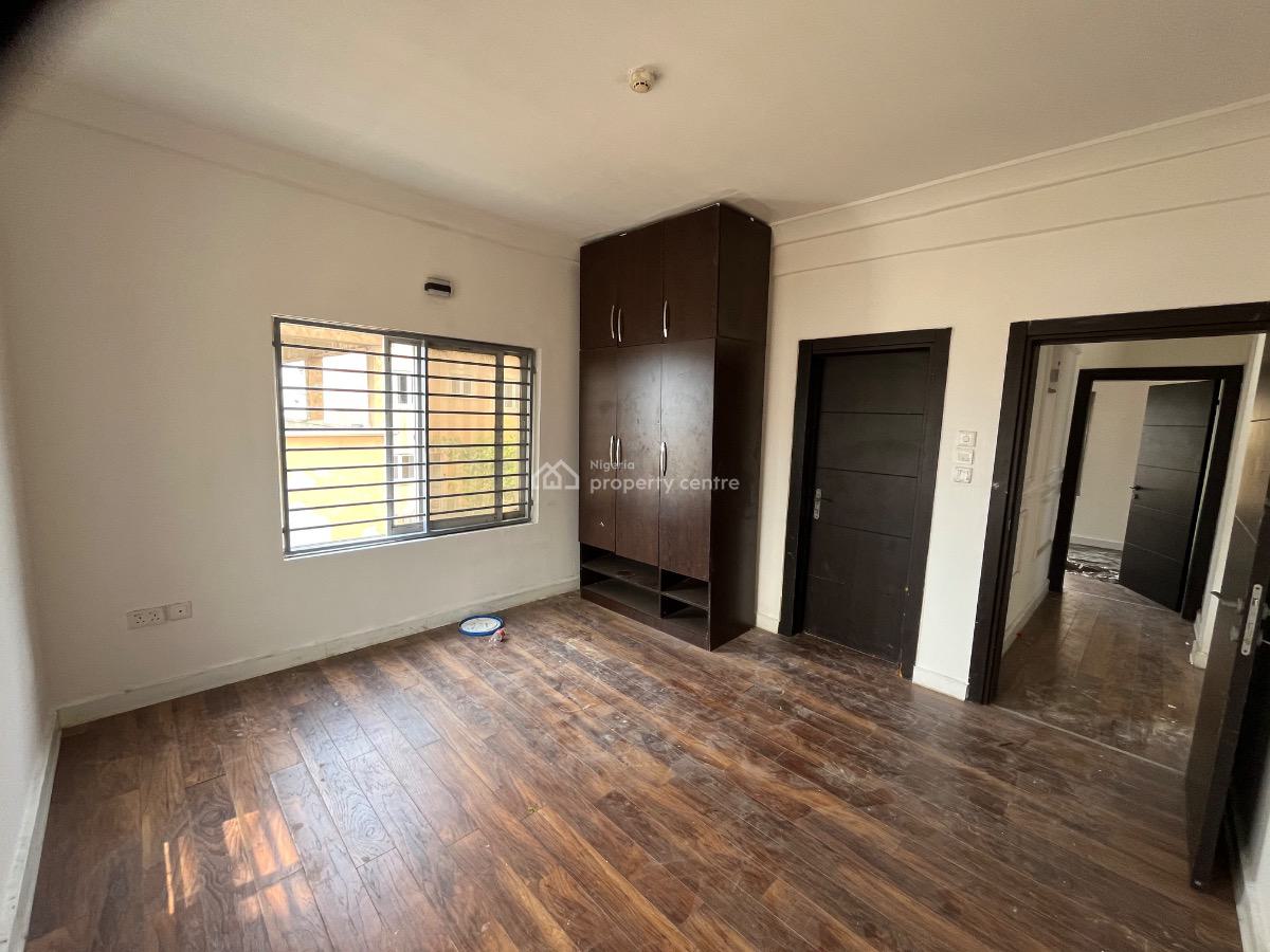 3 Bedroom Apartment in Secured and Serene Estate, Lekki Right, Lekki Phase 1, Lekki, Lagos, Flat / Apartment for Rent