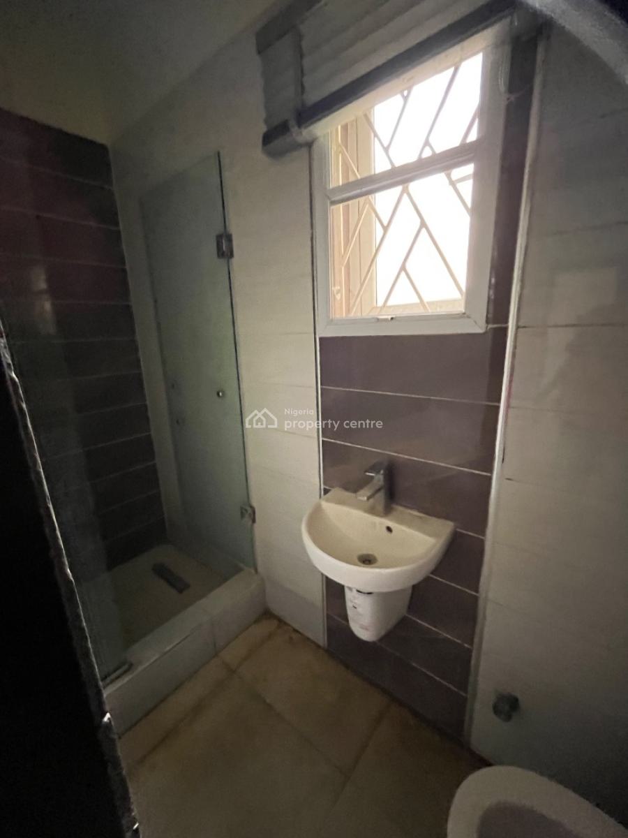 Self Serviced 3 Bedroom Flat on The Ground Floor, Lekki Right, Lekki Phase 1, Lekki, Lagos, Flat / Apartment for Rent
