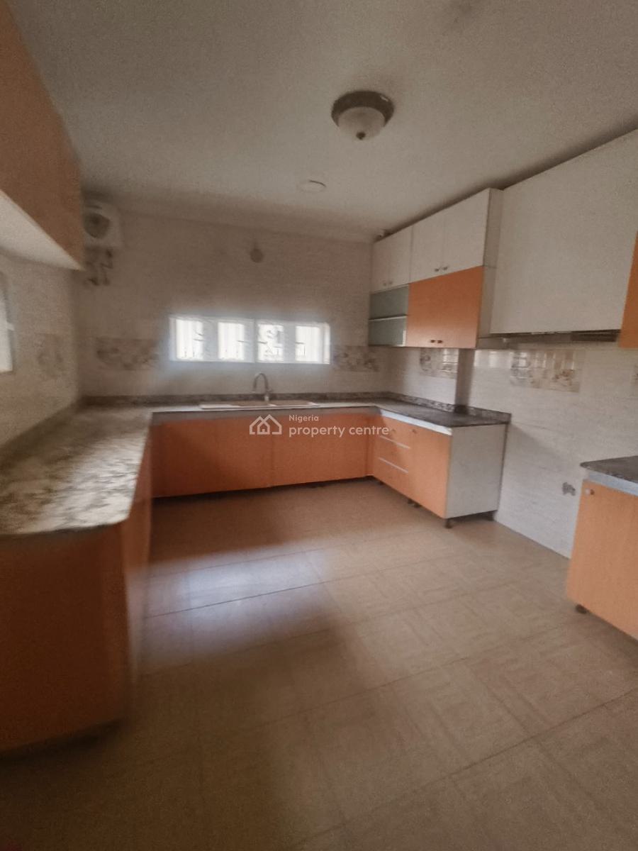 Standard 5bed Duplex with 2 Rooms Bq , Massive Compound, Lekki Scheme, Ajah, Lagos, Semi-detached Duplex for Rent