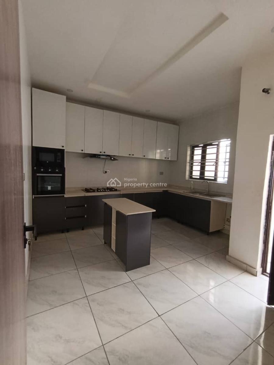 Beautiful Spacious House Bedroom Apartment, Orchid Road Before Roundabout, Lekki, Lagos, Flat / Apartment for Rent