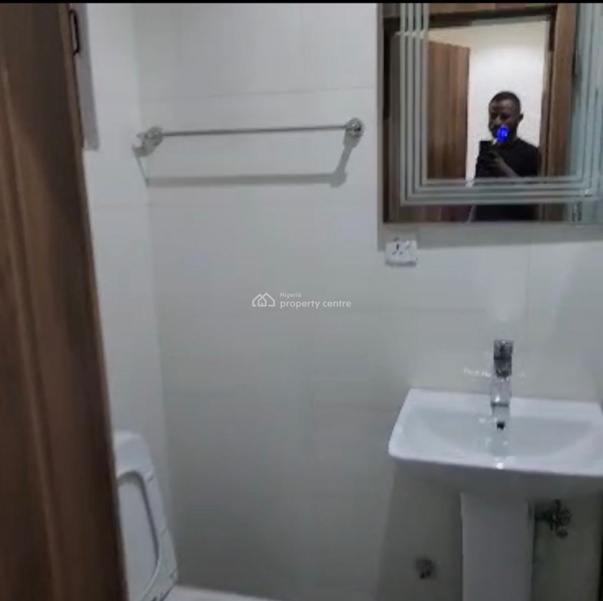 Lovely Well Furnished 3bedroom Flat  Apartment, Alagomeji/yaba/lagos, Alagomeji, Yaba, Lagos, Flat / Apartment for Sale