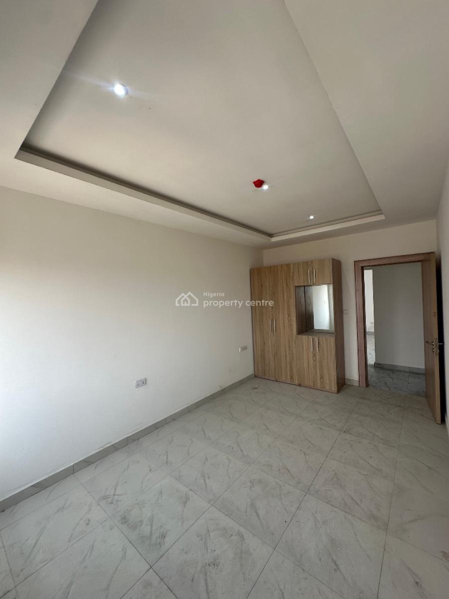 Neatly Built 3bedroom Apartment with Bq in Lekki Phase 1, Lekki Phase One ,lekki ,lagos ,nigeria, Lekki Phase 1, Lekki, Lagos, Flat / Apartment for Sale