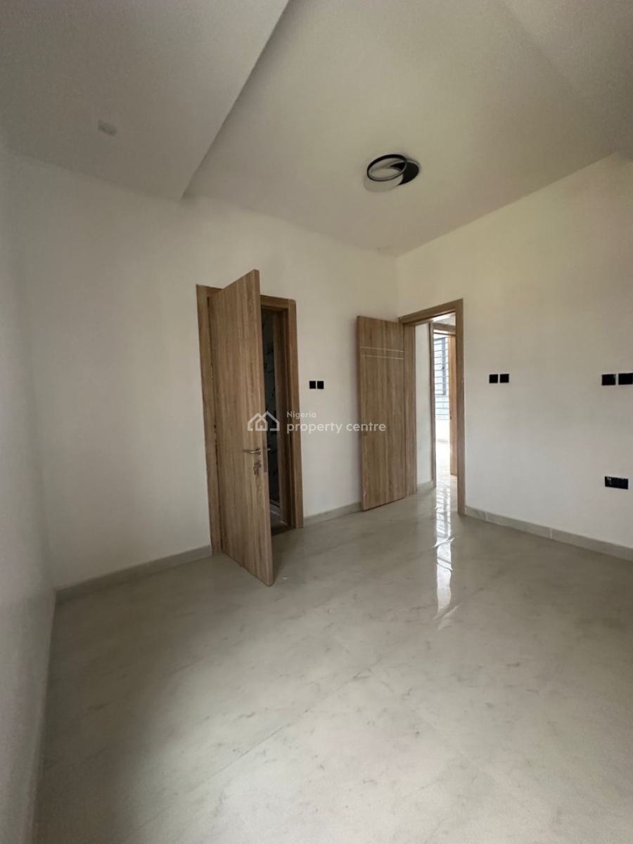 Decently Finished 4bedroom Terrace Duplex with Bq in Lekki Phase 1, Lekki Phase One ,lekki ,lagos ,nigeria, Lekki Phase 1, Lekki, Lagos, Terraced Duplex for Sale