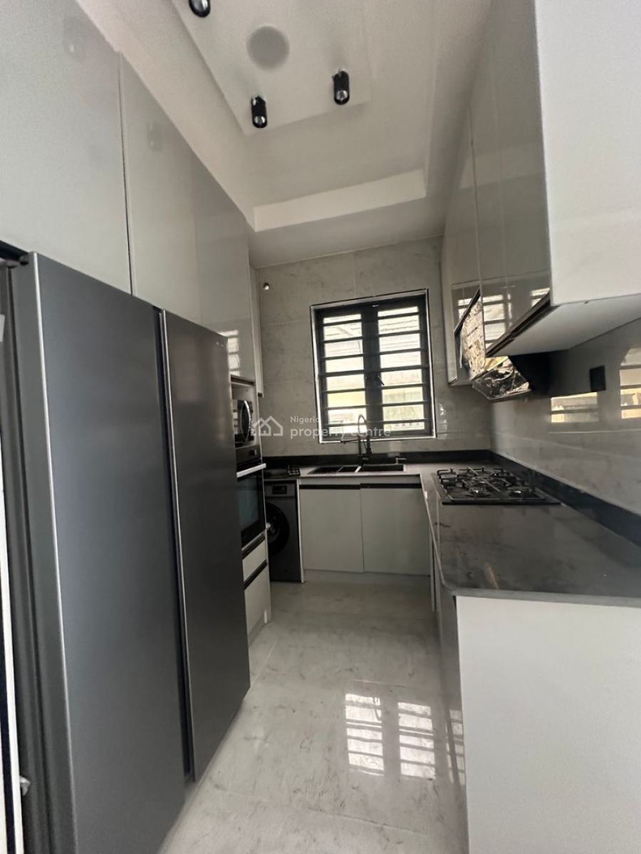 Decently Finished 4bedroom Terrace Duplex with Bq in Lekki Phase 1, Lekki Phase One ,lekki ,lagos ,nigeria, Lekki Phase 1, Lekki, Lagos, Terraced Duplex for Sale