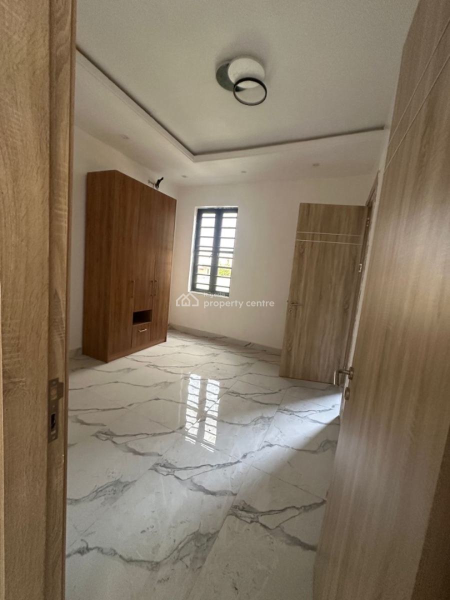 Decently Finished 4bedroom Terrace Duplex with Bq in Lekki Phase 1, Lekki Phase One ,lekki ,lagos ,nigeria, Lekki Phase 1, Lekki, Lagos, Terraced Duplex for Sale