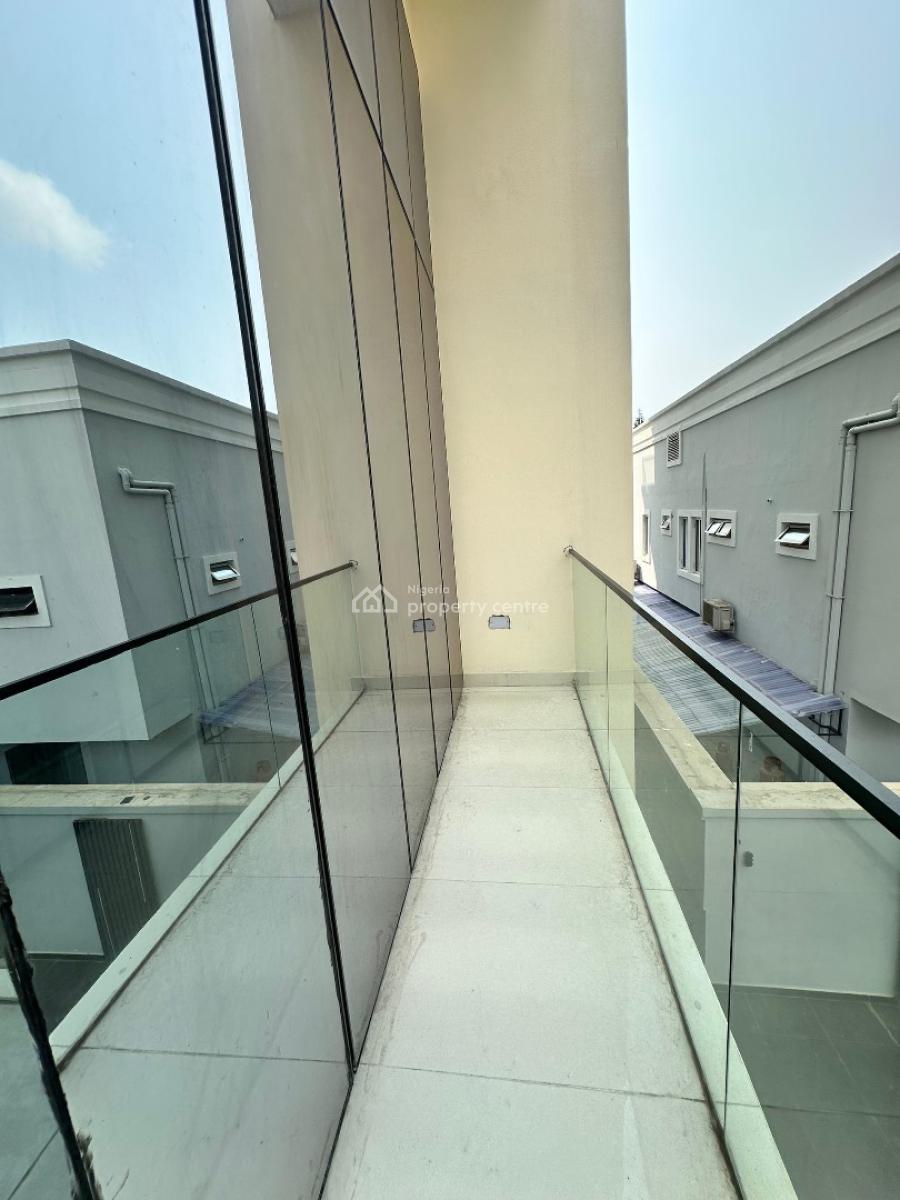 Beautifully Finished 3bedroom Apartment with  Pool ,gym &ellevator, Lekki Phase One ,lekki ,lagos ,nigeria, Lekki Phase 1, Lekki, Lagos, Flat / Apartment for Sale