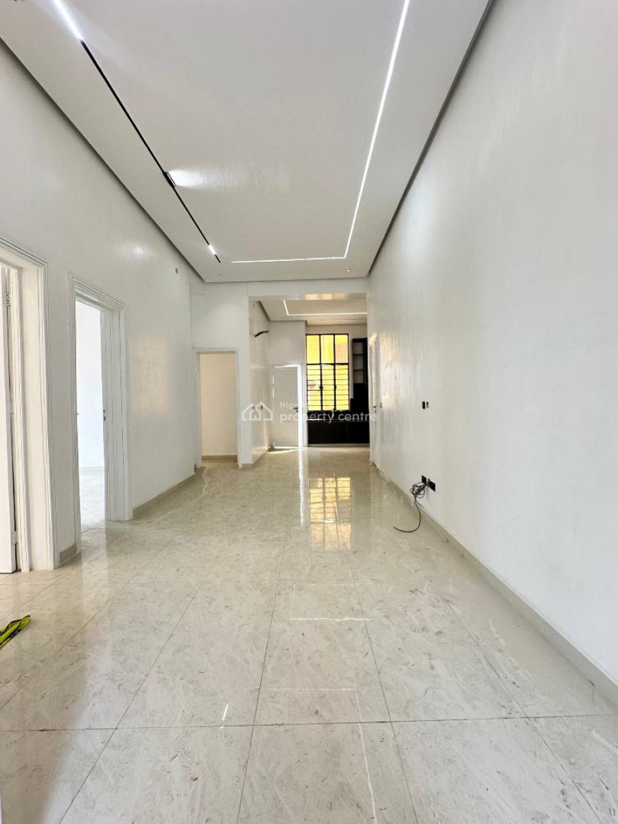 Beautifully Finished 3bedroom Apartment with  Pool ,gym &ellevator, Lekki Phase One ,lekki ,lagos ,nigeria, Lekki Phase 1, Lekki, Lagos, Flat / Apartment for Sale