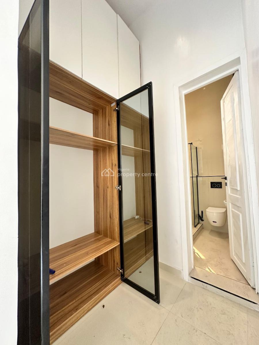 Beautifully Finished 3bedroom Apartment with  Pool ,gym &ellevator, Lekki Phase One ,lekki ,lagos ,nigeria, Lekki Phase 1, Lekki, Lagos, Flat / Apartment for Sale