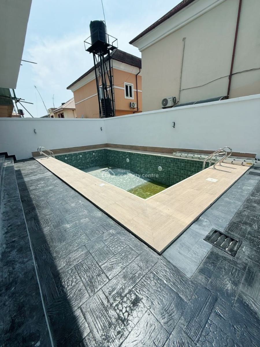 Elegant  5-- Bedroom  Fully Detached Duplex with a Private Pool,, Lekki, Lekki Phase 1, Lekki, Lagos, Detached Duplex for Sale