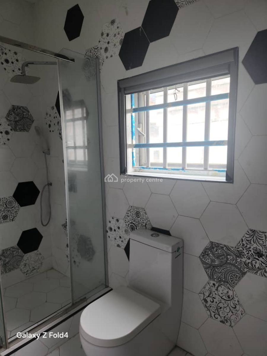 3-bedroom Apartment, Off Victoria Arobieke, Lekki Phase 1, Lekki, Lagos, Flat / Apartment for Rent