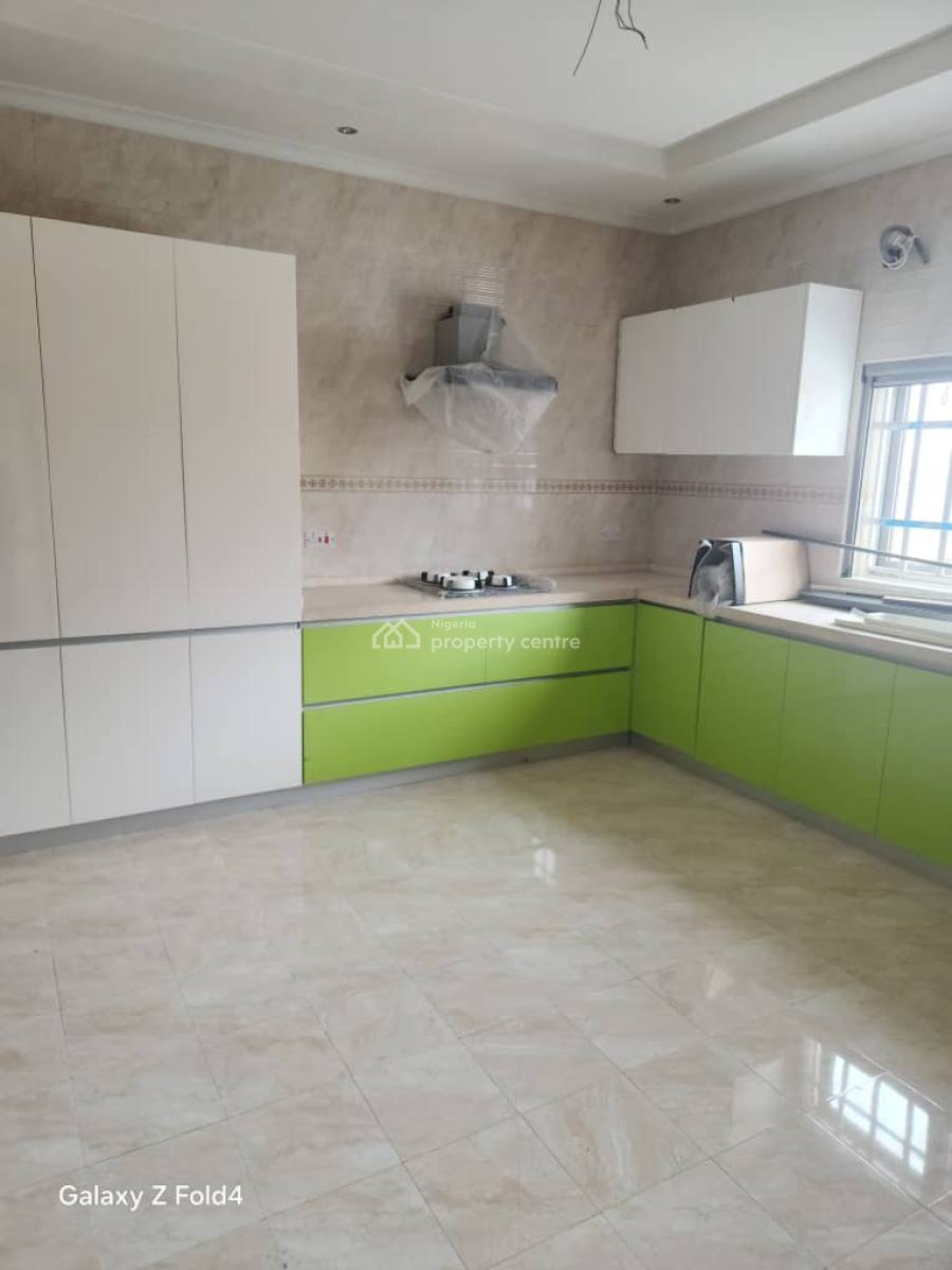 3-bedroom Apartment, Off Victoria Arobieke, Lekki Phase 1, Lekki, Lagos, Flat / Apartment for Rent