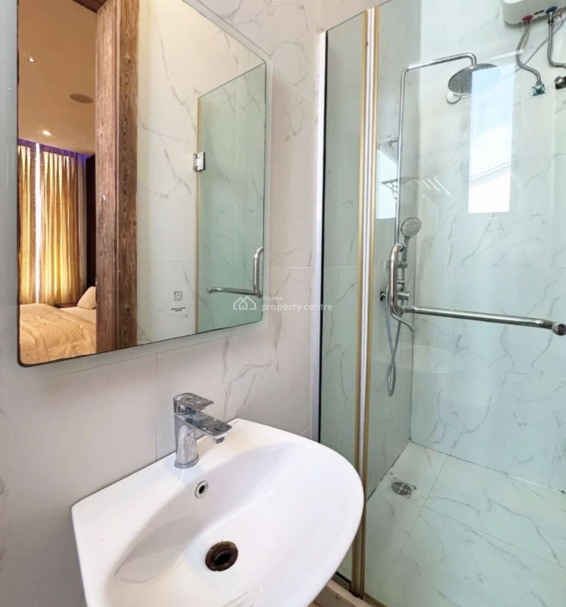 Furnished 2 Bedroom Apartment  2nd Floor Suitable for Airbnb, Osapa, Lekki, Lagos, Flat / Apartment for Rent