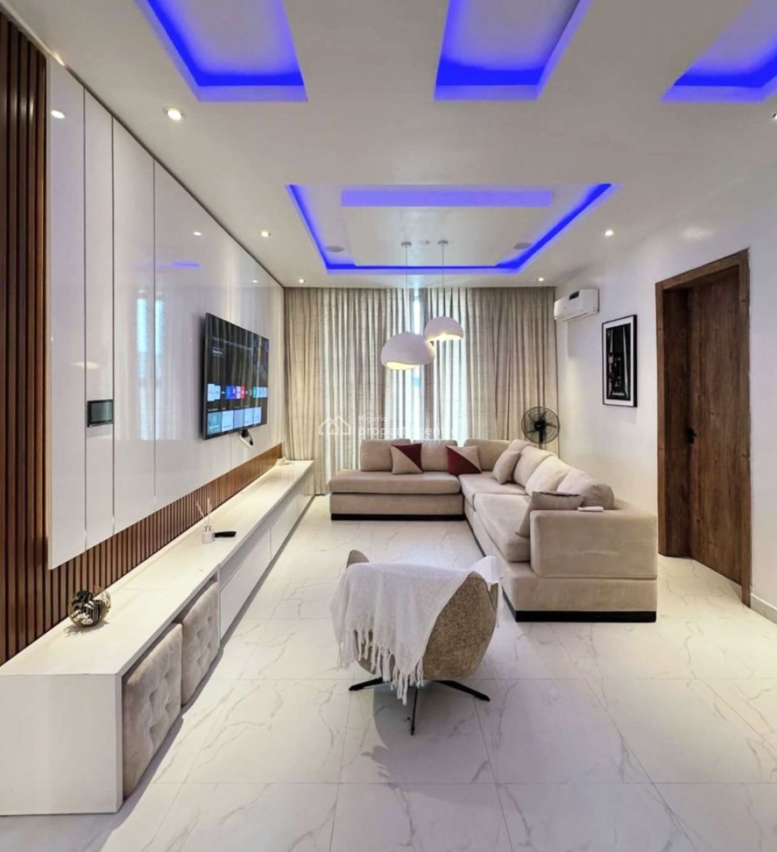 Furnished 2 Bedroom Apartment  2nd Floor Suitable for Airbnb, Osapa, Lekki, Lagos, Flat / Apartment for Rent