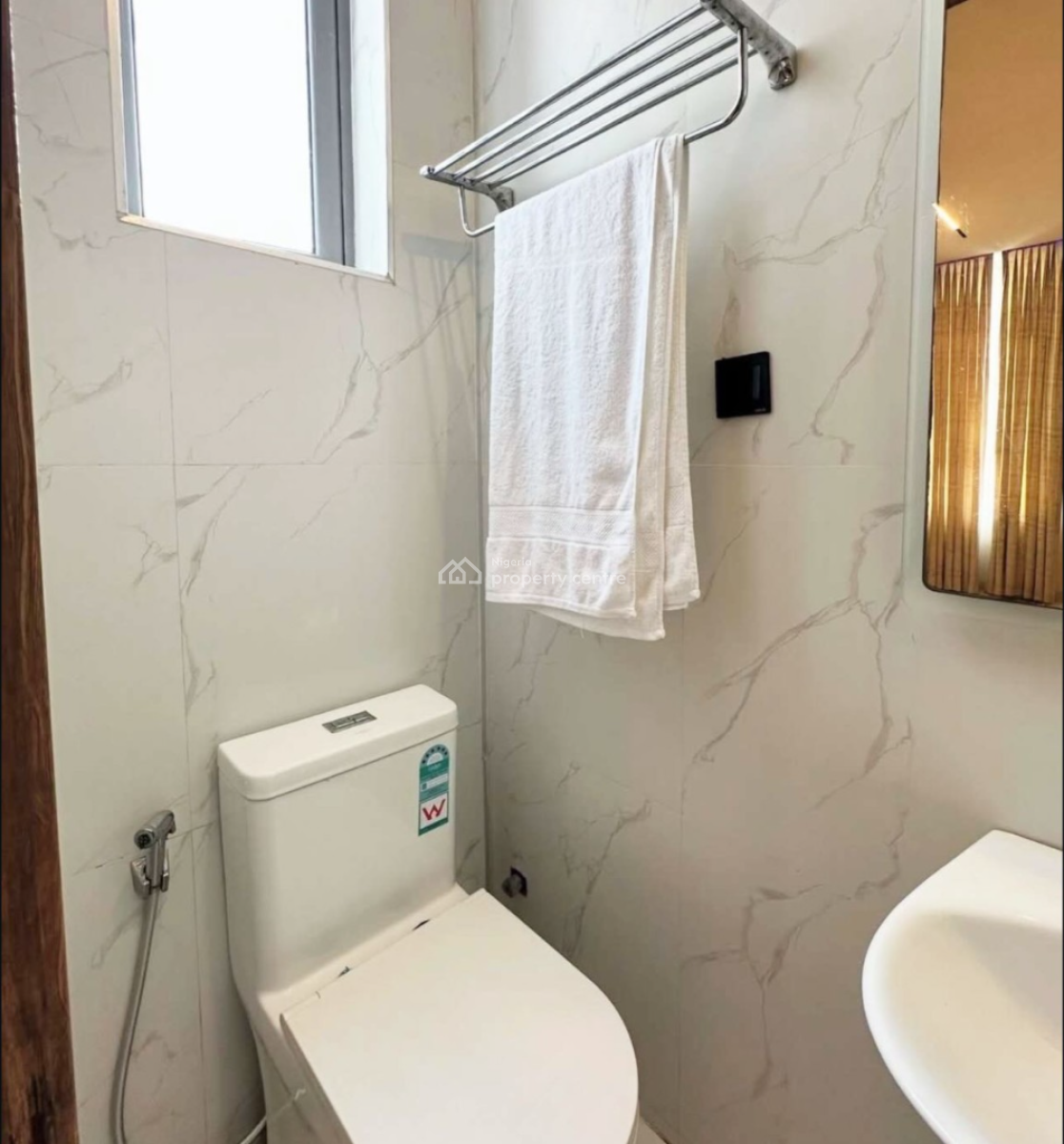 Furnished 2 Bedroom Apartment  2nd Floor Suitable for Airbnb, Osapa, Lekki, Lagos, Flat / Apartment for Rent