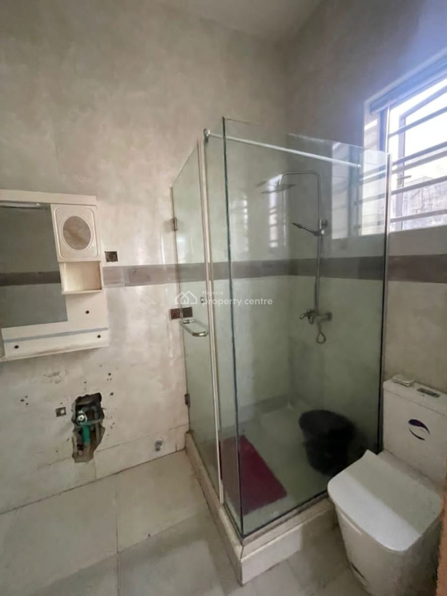 Spacious Masters Bedroom, Oral Estate, Lekki, Lagos, Self Contain (single Rooms) for Rent