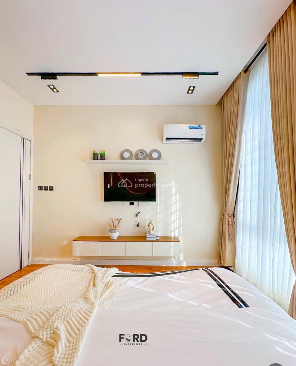 Luxury 2 Bedroom Apartment in Ologolo, Ologolo, Lekki, Lagos, Flat / Apartment Short Let