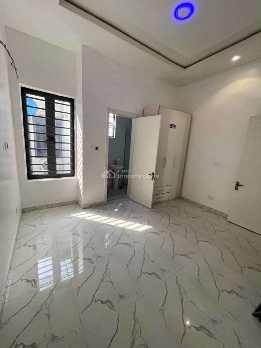 Very Big Room Upstairs, Emcel Gardens Estate, Orchid Road, Lekki, Lagos, Self Contain (single Rooms) for Rent