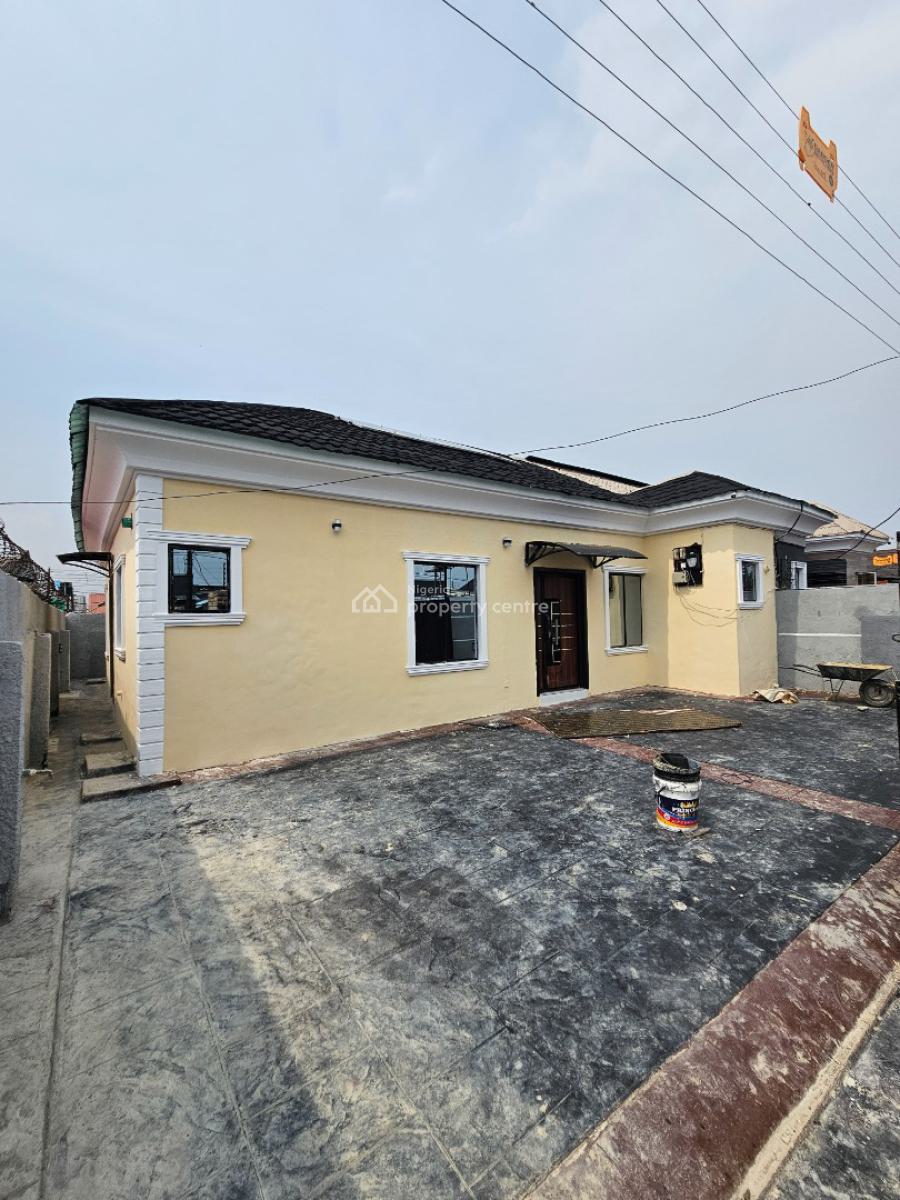 Lovely 3bedroom Semi Detached Bungalow, Ajah, Lagos, Semi-detached Duplex for Sale