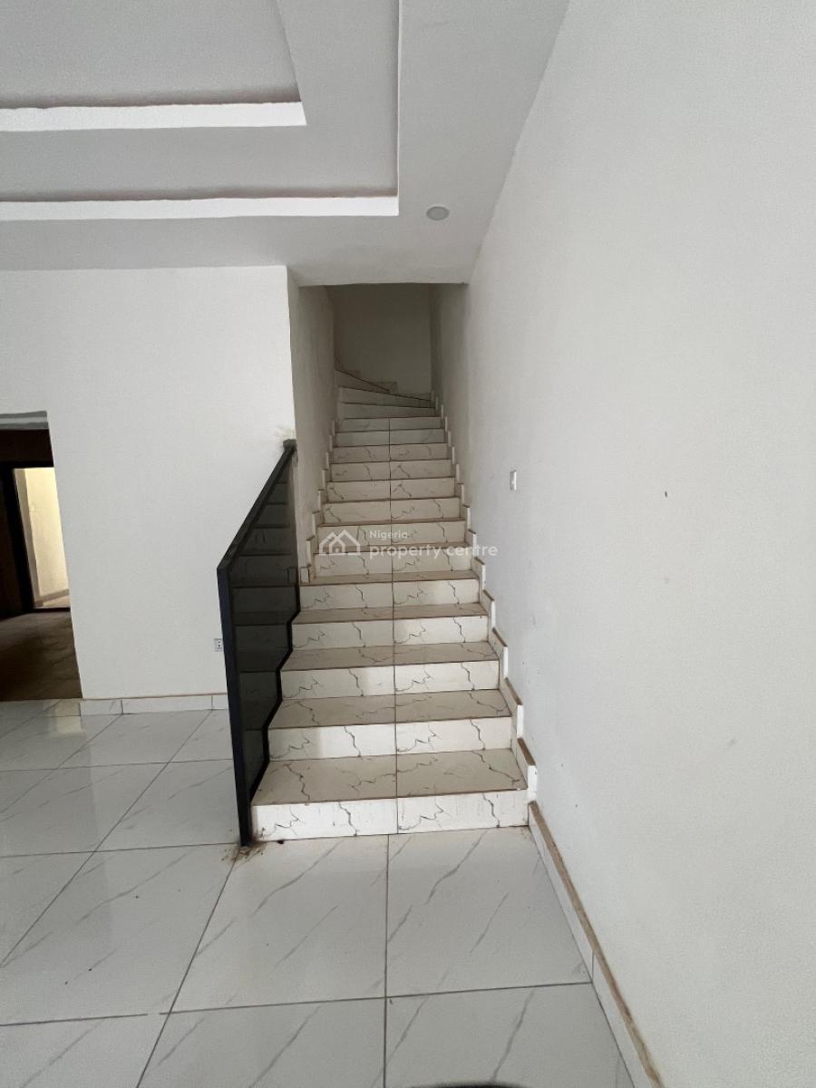 Beautiful 3 Bedroom Terrace with Bq, Gaduwa, Gaduwa, Abuja, Terraced Duplex for Sale