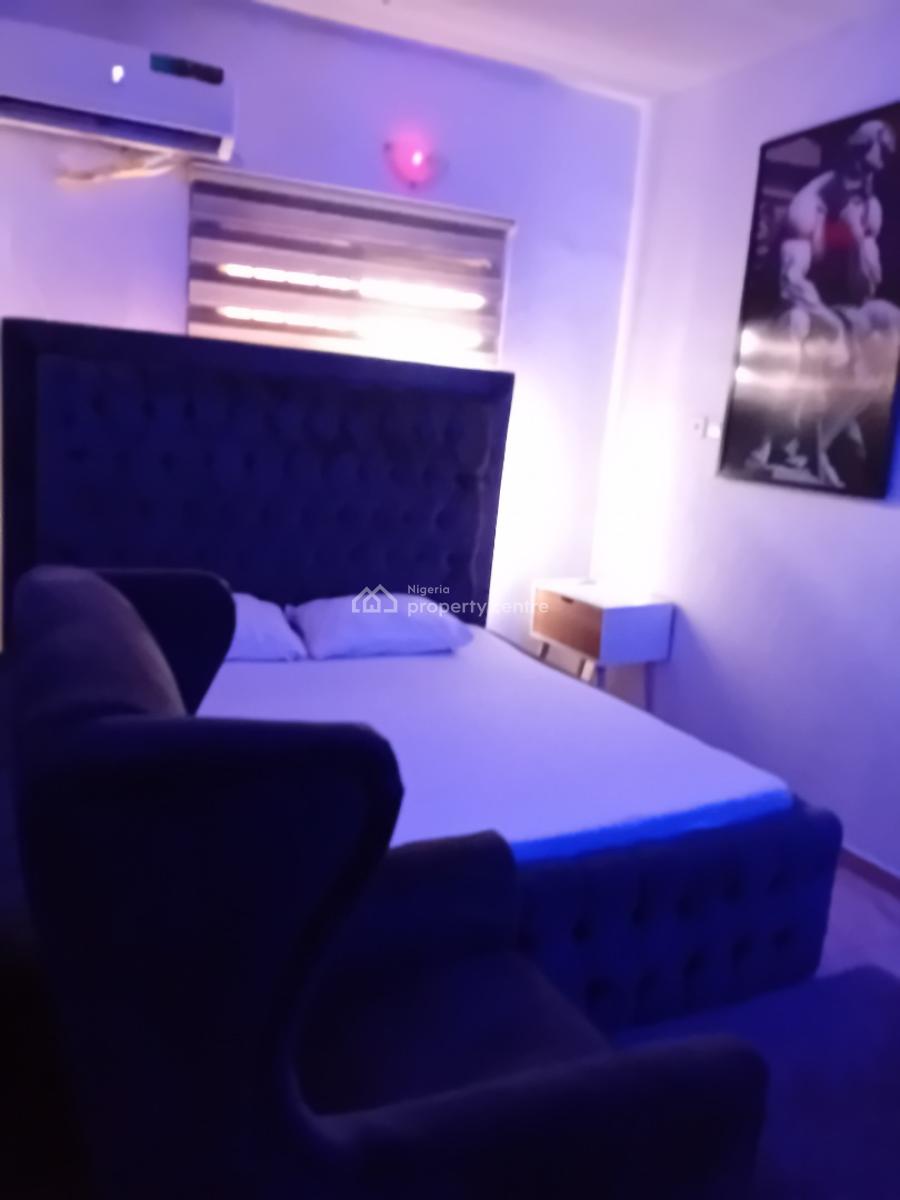 Well Furnished Self Contain, 7 Olugbenga Street, Ajah, Lagos, Flat / Apartment for Rent