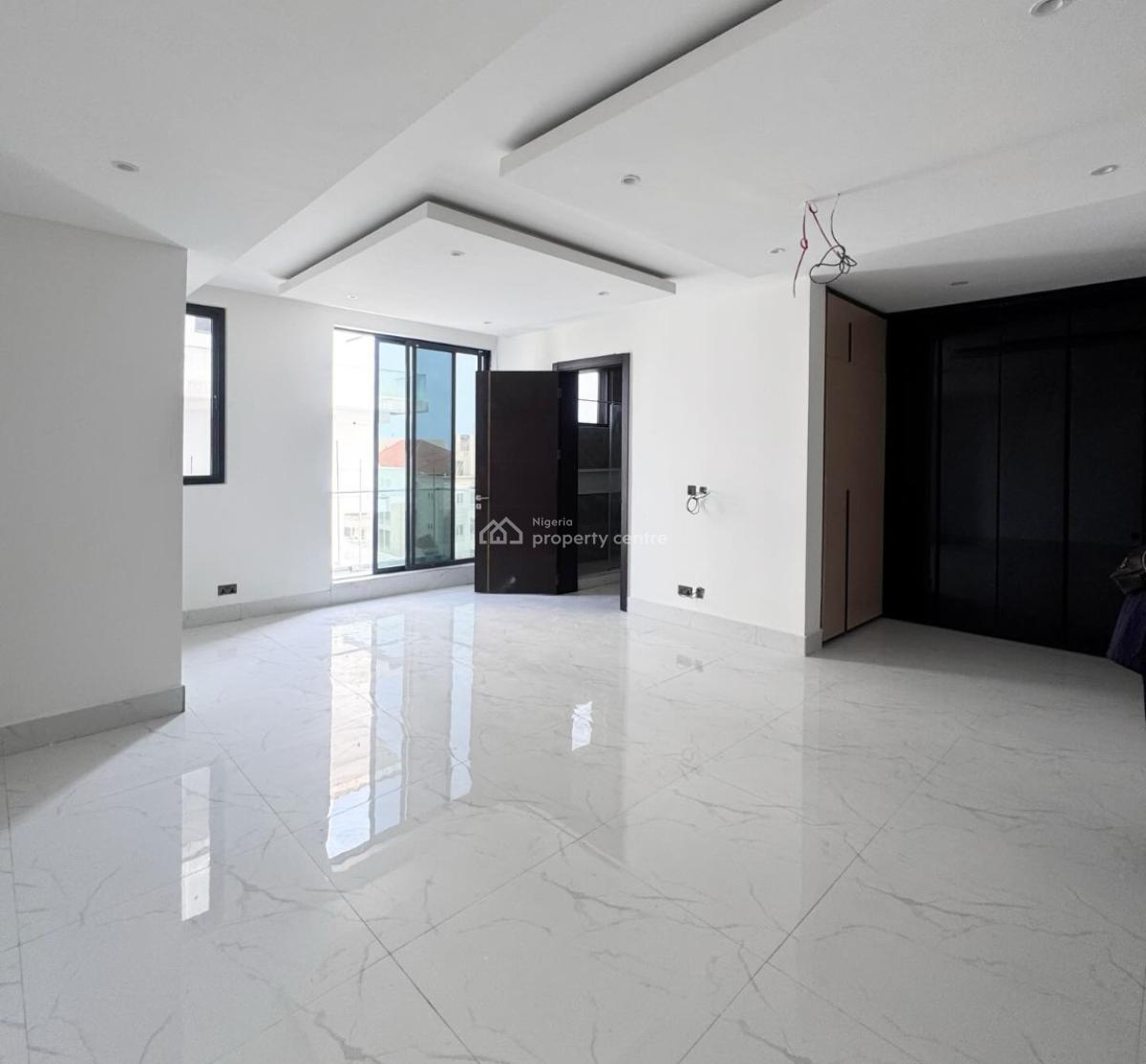 4 Bedroom Water-view Maisonette with Bq and Pool Serviced, Banana Island Ikoyi, Banana Island, Ikoyi, Lagos, Flat / Apartment for Rent