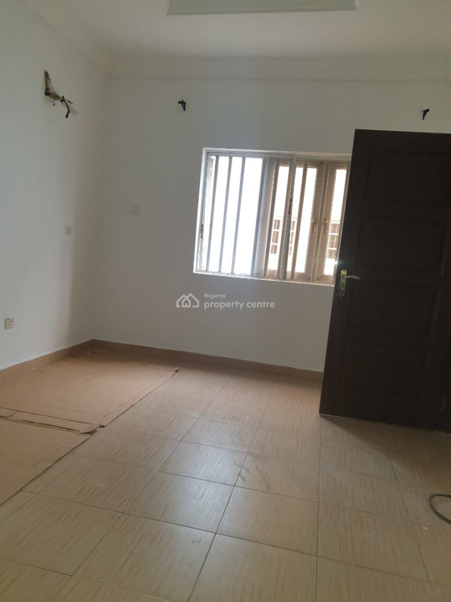 Spacious 4bedroom Terrace, Silver Spring Estate, Lekki, Lagos, House for Rent